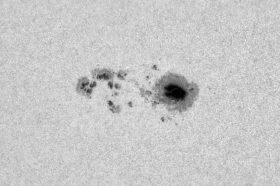 Grup of solar spots AR2665